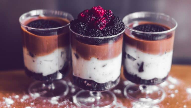 Quick Easy Desserts: Effortless Sweets for Any Gathering